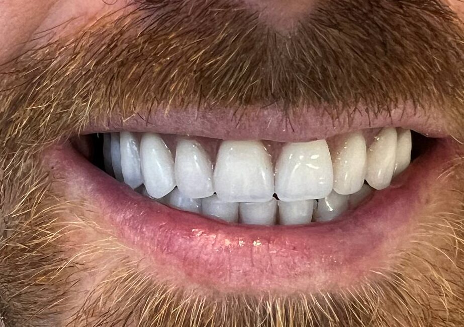 کلینیک دندانپزشکی مستر دندان
